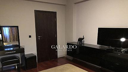 Луксозен многостаен апартамент под наем в затворен комплекс Макси