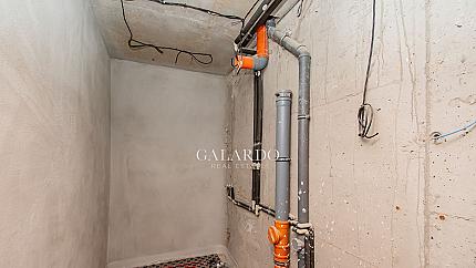 Еднофамилна къща с басейн в райски комплекс от къщи в местност Камбаните