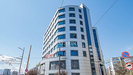 Independent office next to Chavdar bridge, Center