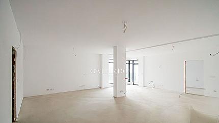 Four-bedroom apartment for sale in a boutique building in Manastirski Livadi