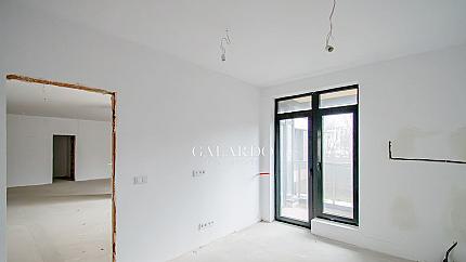 Four-bedroom apartment for sale in a boutique building in Manastirski Livadi