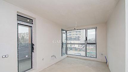 Просторен тристаен с гледка към Витоша