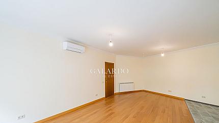 Четиристаен със собствен двор в сърцето на кв. Лозенец