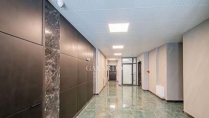 Четиристаен със собствен двор в сърцето на кв. Лозенец