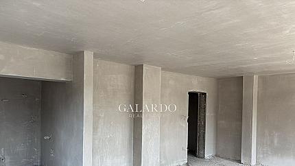 Просторен тристаен апартамент в  кв. Княжево