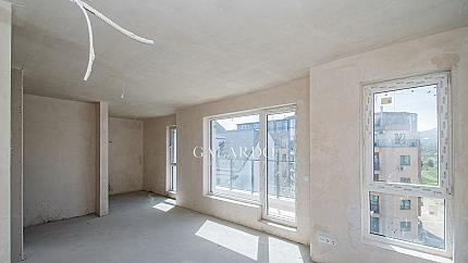 Two-bedroom apartment in a new building, Darvenitsa district