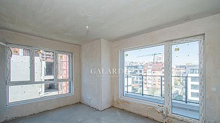 Two-bedroom apartment in a new building, Darvenitsa district