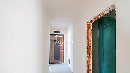 Two-bedroom apartment in a new building, Darvenitsa district