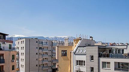 Two-bedroom apartment in a new building, Darvenitsa district