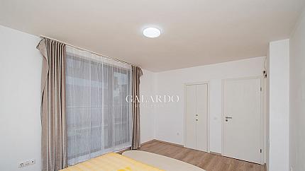 Нов  апартамент с три спални и голяма тераса в Кръстова Вада