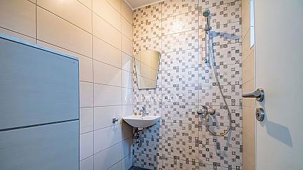 Нов  апартамент с три спални и голяма тераса в Кръстова Вада