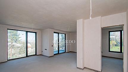 Двустаен апартамент за продажба във в.з.Американски колеж