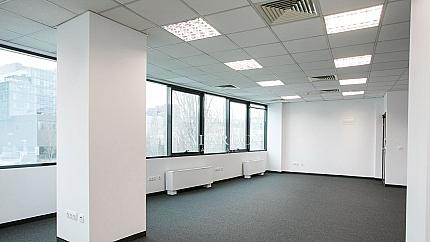 Office for rent in a representative business building Class A