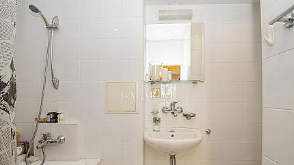 Spacious apartment with large terrace meters from Moskovska street