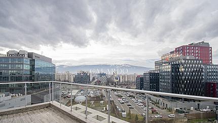 Просторен пентхаус с две спални до THE MALL, кв.Полигона