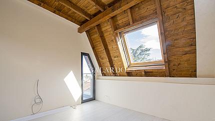 Тристаен апартамент в Бояна