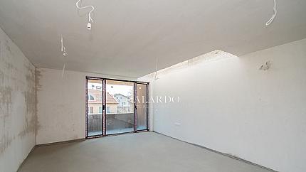 Тристаен апартамент с панорамна гледка за продажба  в Овча Купел