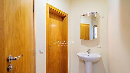 Самостоятелен офис до моста Чавдар, Център