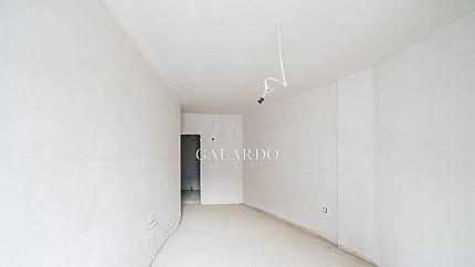 Spacious three bedroom apartment in Manastirski Livadi