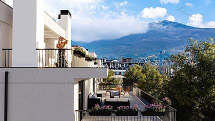 Четиристаен апартамент в Кръстова вада