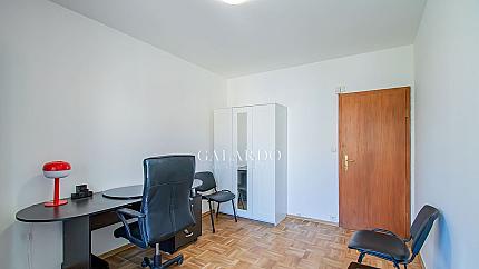 Четиристаен апартамент/офис под наем в кв. Лозенец