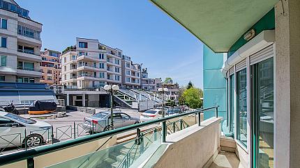 Четиристаен апартамент/офис под наем в кв. Лозенец