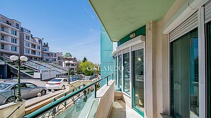 Четиристаен апартамент/офис под наем в кв. Лозенец