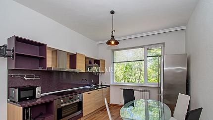 Тристаен апартамент под наем до Докторска градина