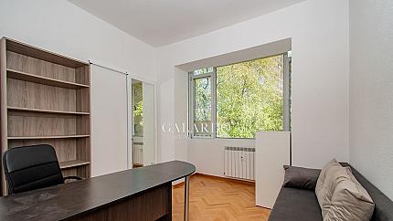 Тристаен апартамент под наем до Докторска градина