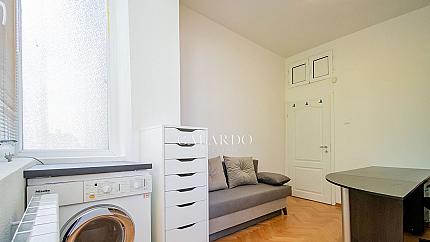 Тристаен апартамент под наем до Докторска градина