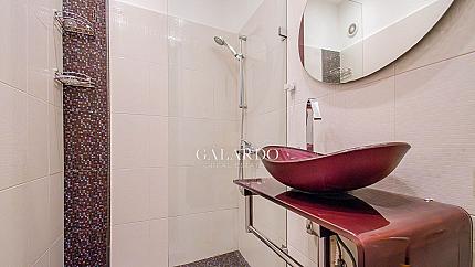 Тристаен апартамент под наем до Докторска градина