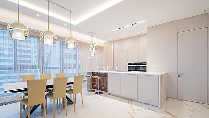 Three-bedroom apartment in Millennium Residence