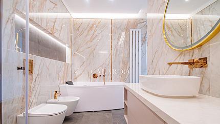 Three-bedroom apartment in Millennium Residence