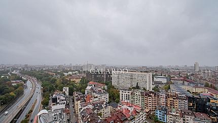 Three-bedroom apartment in Millennium Residence