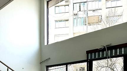 Shop in Lozenets residential area in a top location