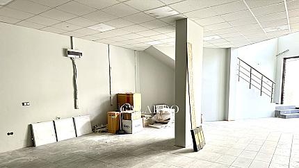 Shop in Lozenets residential area in a top location