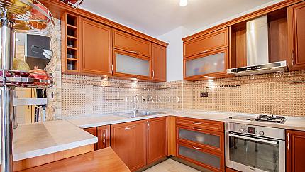 Two-bedroom apartment in Buxton district