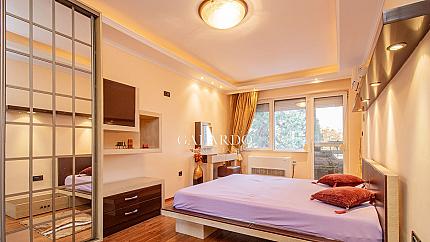 Two-bedroom apartment in Buxton district