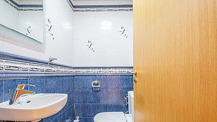 Two-bedroom apartment in Buxton district