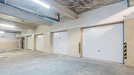 Two-bedroom apartment in Buxton district