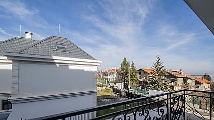 Luxurious and cozy apartment in a closed complex