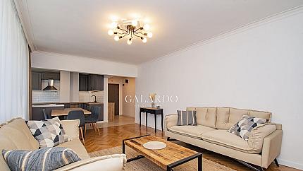 Stylish newly furnished 2-bedroom apartment on Cherkovna Street