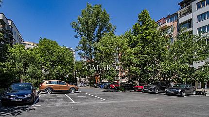 Stylish newly furnished 2-bedroom apartment on Cherkovna Street