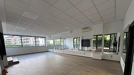 Spacious office/ show room for rent in Dragalevtsi