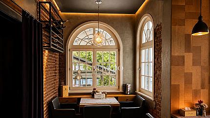 Stylish bar-restaurant in prime location