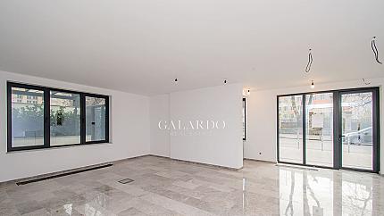 Retail space for rent in Oborishte District