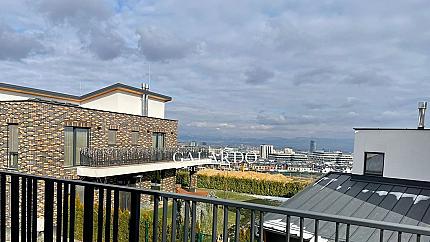 Луксозна къща в комплекс от затворен тип до Garitage Park, кв. Малинова долина