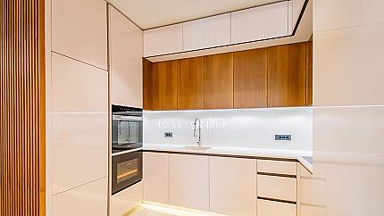 Луксозен Дизайнерски апартамент с 3 спални в Sofia Land Residence