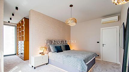 Луксозен Дизайнерски апартамент с 3 спални в Sofia Land Residence