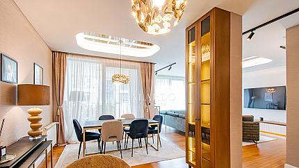 Луксозен Дизайнерски апартамент с 3 спални в Sofia Land Residence